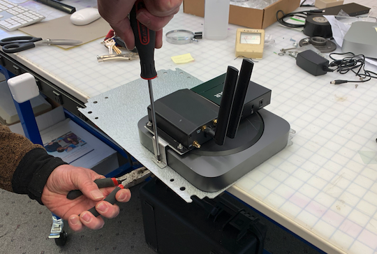 Custom aluminum bracket design